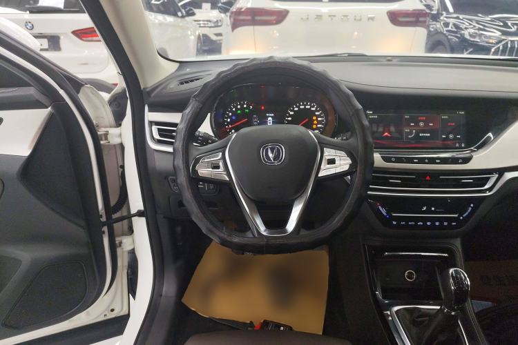 Used CHANGAN CS35PLUS 2018 1.6L Manual Changlian Edition China V Standard Steering Wheel