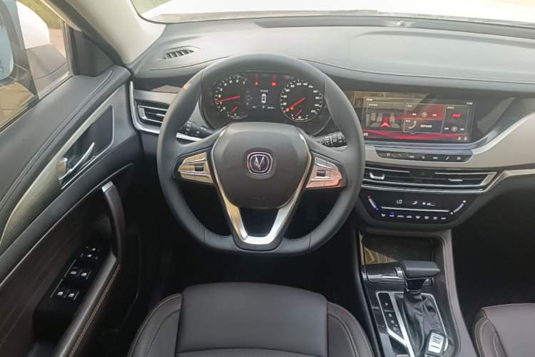 Used CHANGAN CS35PLUS 2018 1.6L Automatic Changlian Edition China V Standard Steering Wheel