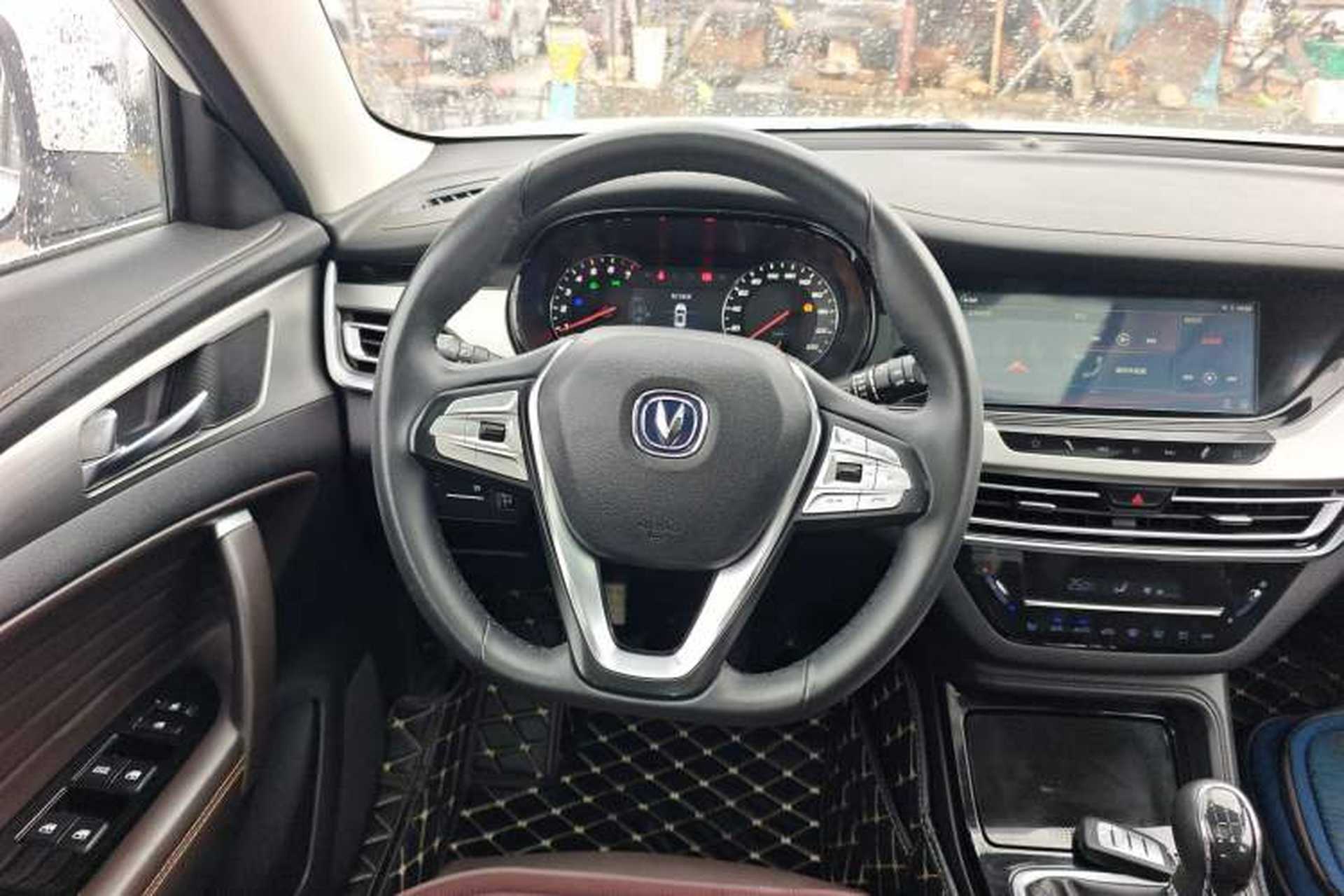 Used CHANGAN CS35PLUS 2018 1.6L Manual Changlian Edition China V Standard Steering Wheel