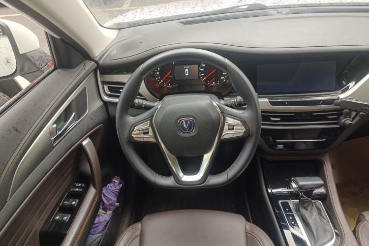Used CHANGAN CS35PLUS 2018 1.6L Automatic Coolline Version China V Standard Steering Wheel