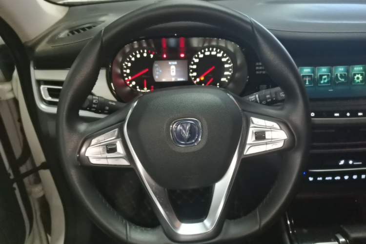 Used CHANGAN CS35PLUS 2018 1.6L Automatic Changlian Edition China V Standard Steering Wheel