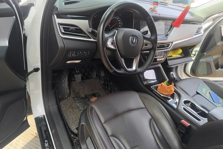Used CHANGAN CS35PLUS 2018 1.6L Manual Cool Edition China V Standard Steering Wheel