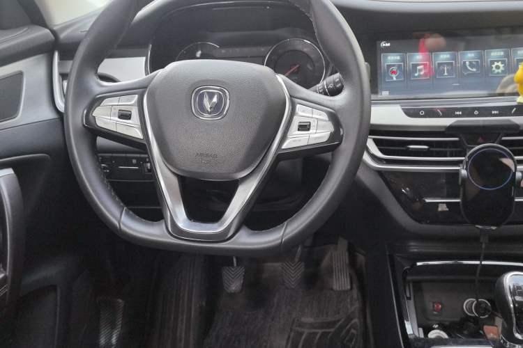 Used CHANGAN CS35PLUS 2018 1.6L Manual Changlian Edition China V Standard Steering Wheel