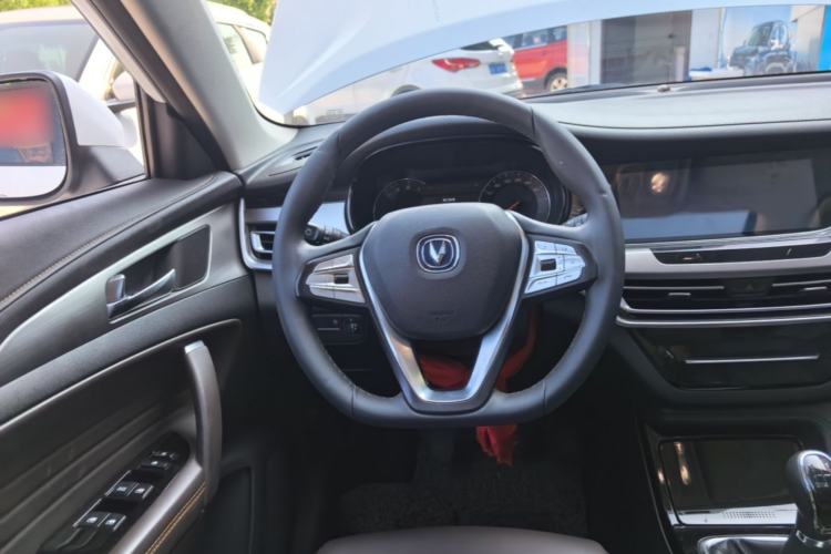 Used CHANGAN CS35PLUS 2018 1.6L Manual Changlian Edition China V Standard Steering Wheel
