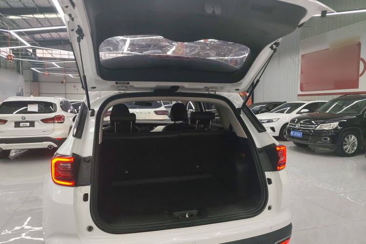 Used CHANGAN CS35PLUS 2018 1.6L Manual Changlian Edition China V Standard Trunk