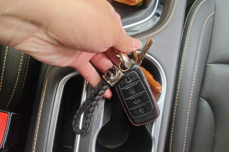 Used CHANGAN CS35PLUS 2018 1.6L Manual Cool Edition China V Standard Vehicle Key