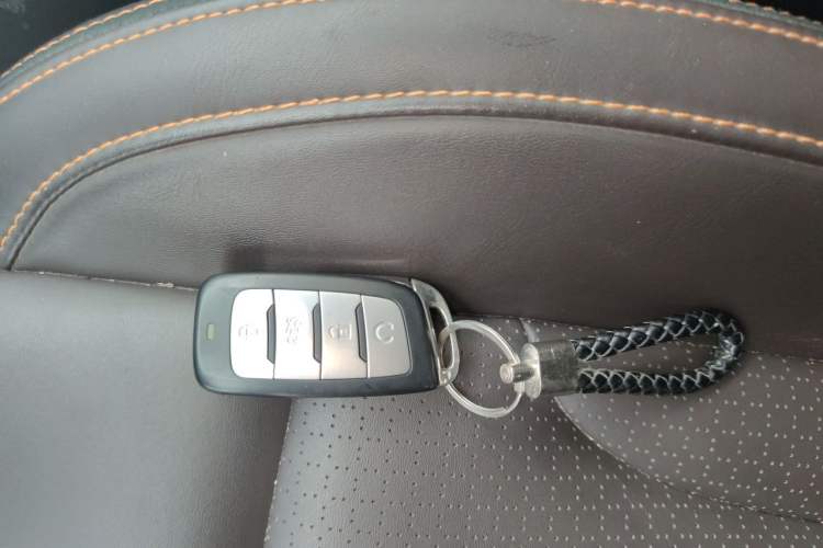 Used CHANGAN CS35PLUS 2018 1.6L Manual Cool Edition China V Standard Vehicle Key
