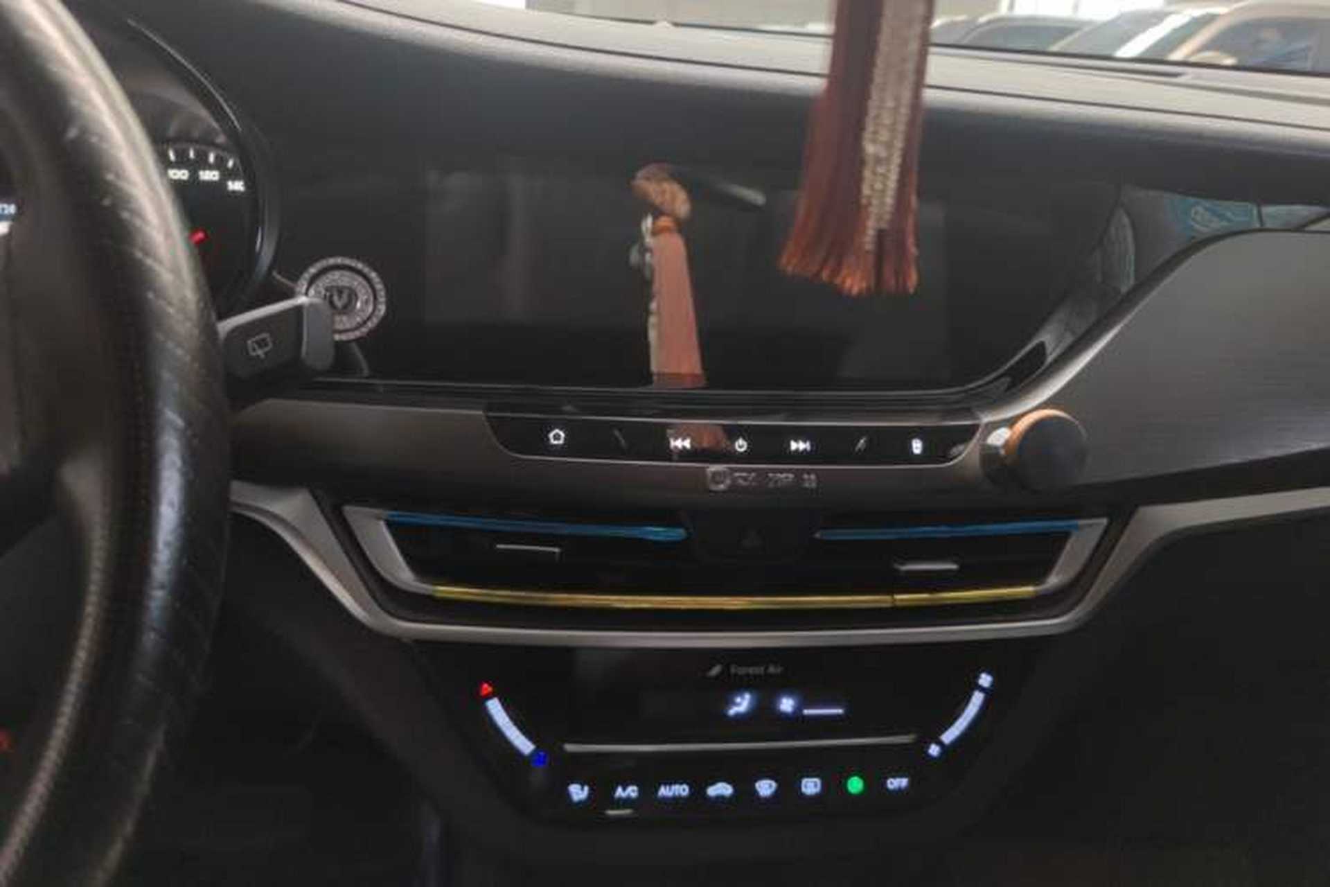 Used CHANGAN CS35PLUS 2019 1.4T DCT CoolLink Blue Whale Edition Audio And AC Panel