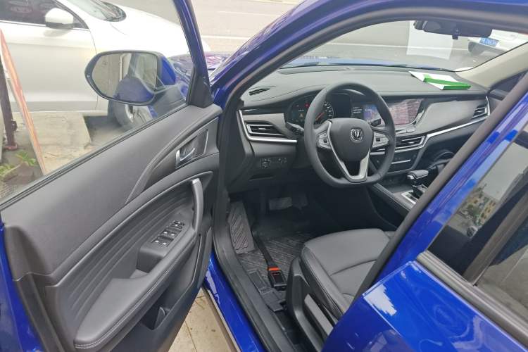 Used CHANGAN CS35PLUS 2019 1.4T DCT Chuanlian Blue Whale Edition Driver Seat