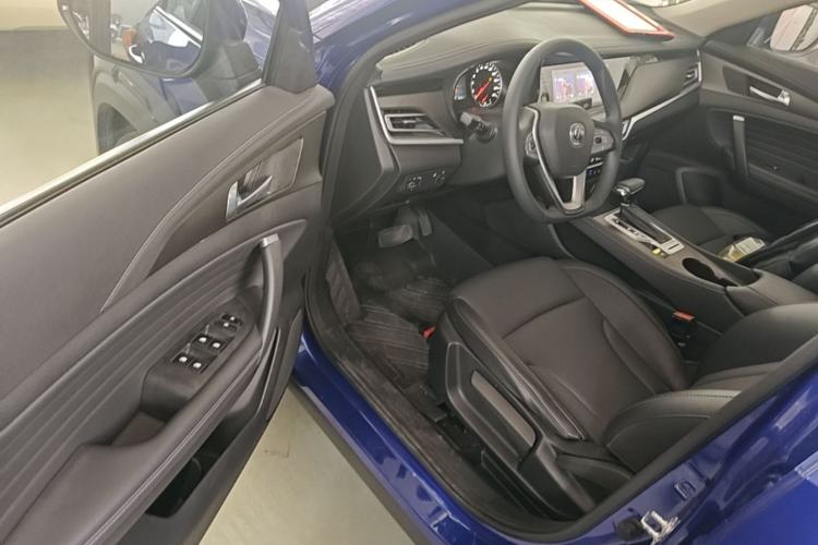 Used CHANGAN CS35PLUS 2019 1.4T DCT Chuanlian Blue Whale Edition Driver Seat