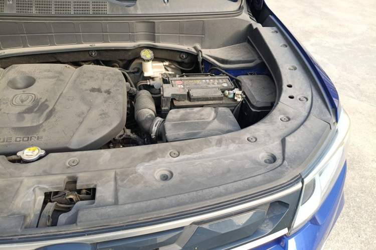 Used CHANGAN CS35PLUS 2019 1.6L Automatic CoolLink Edition Engine Bay Left