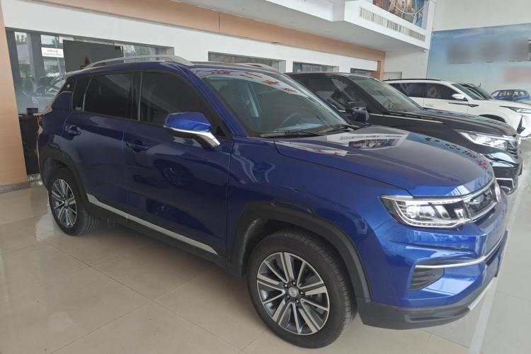 Used CHANGAN CS35PLUS 2019 1.6L Manual Chuanlian Edition Exterior 2