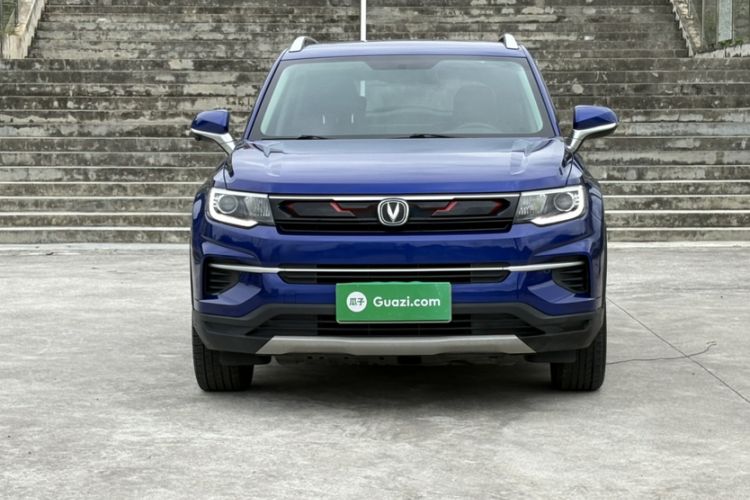 Used CHANGAN CS35PLUS 2019 1.4T DCT Chuanlian Blue Whale Edition Exterior 4