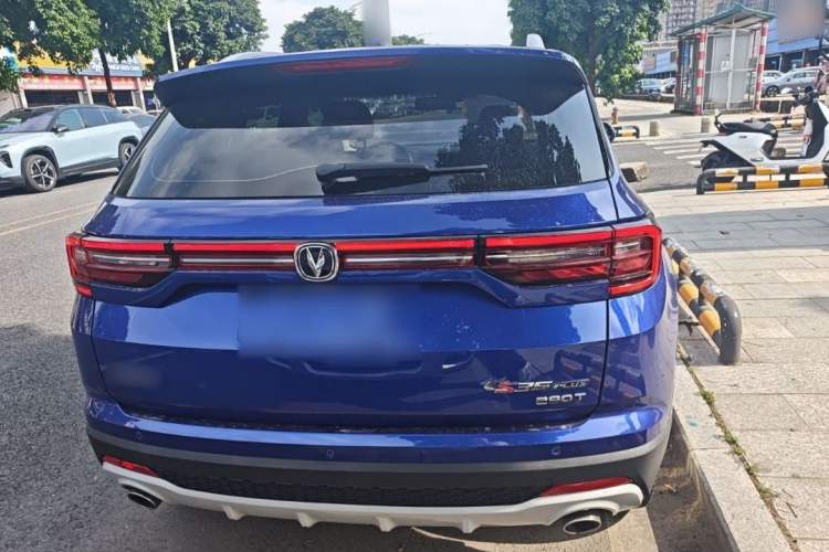 Used CHANGAN CS35PLUS 2019 1.4T DCT Smart Connect Blue Whale Edition Exterior 5