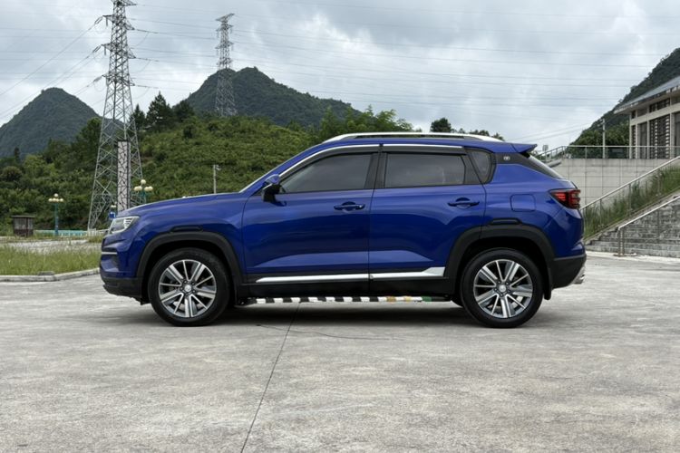 Used CHANGAN CS35PLUS 2019 1.4T DCT Chuanlian Blue Whale Edition Exterior 6