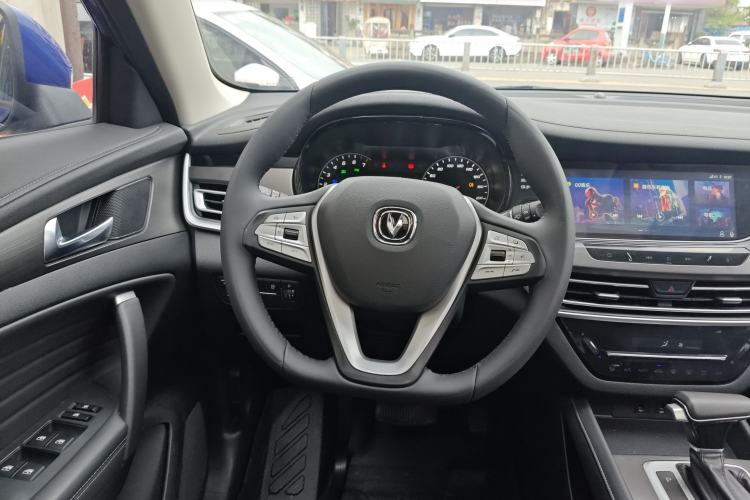 Used CHANGAN CS35PLUS 2019 1.4T DCT Chuanlian Blue Whale Edition Steering Wheel