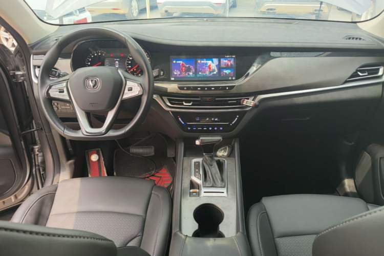 Used CHANGAN CS35PLUS 2019 1.4T DCT Chuanlian Blue Whale Edition Center Console