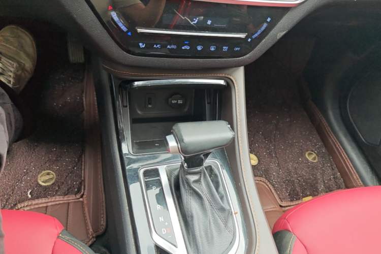 Used CHANGAN CS35PLUS 2019 1.6L Automatic Changlian Edition Gear Lever