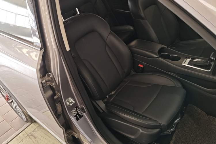 Used CHANGAN CS35PLUS 2019 1.4T DCT Chuanlian Blue Whale Edition Right Front Seat