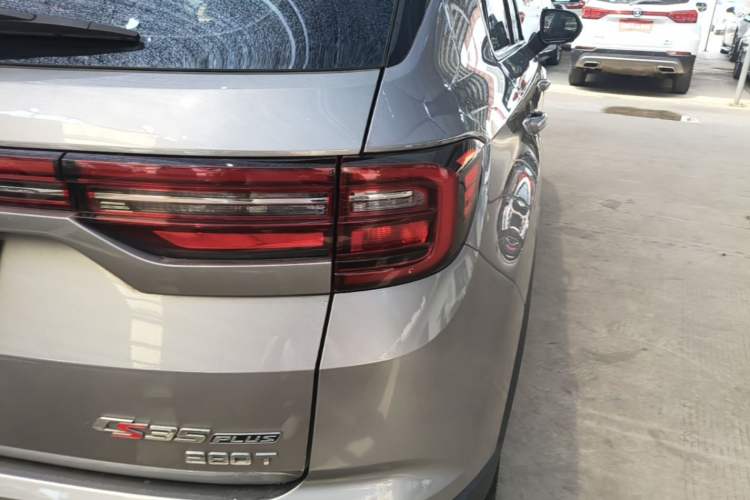 Used CHANGAN CS35PLUS 2019 1.4T DCT Chuanlian Blue Whale Edition Right Rear Taillight