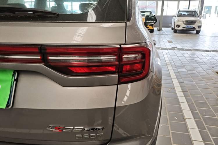 Used CHANGAN CS35PLUS 2019 1.4T DCT Chuanlian Blue Whale Edition Right Rear Taillight