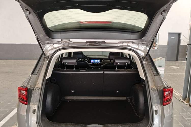 Used CHANGAN CS35PLUS 2019 1.4T DCT Chuanlian Blue Whale Edition Trunk