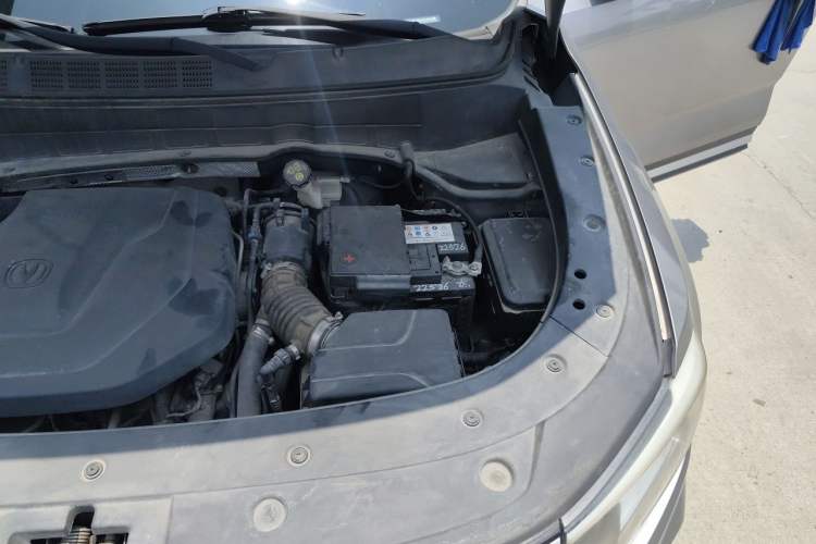 Used CHANGAN CS35PLUS 2019 1.4T DCT Chuanlian Blue Whale Edition Engine Bay Left