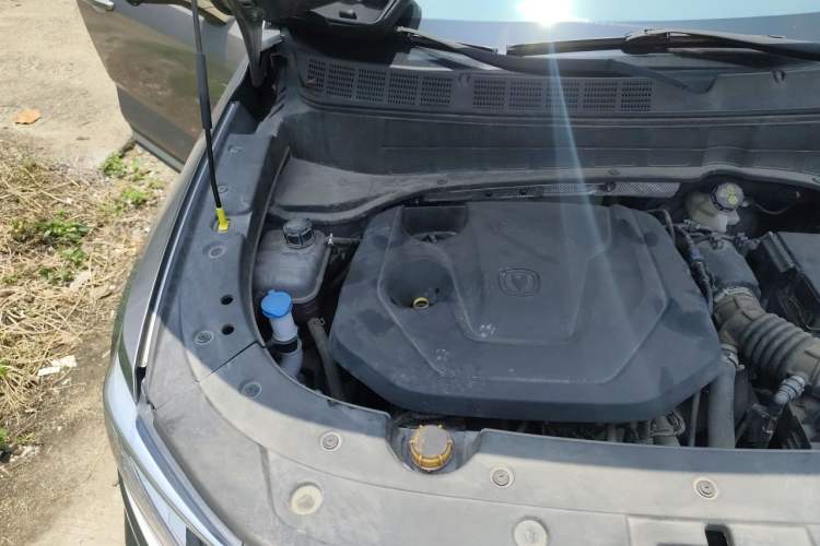 Used CHANGAN CS35PLUS 2019 1.4T DCT Chuanlian Blue Whale Edition Engine Bay Right