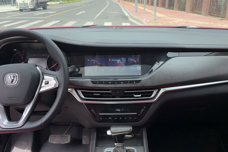Used CHANGAN CS35PLUS 2019 1.4T DCT Chuanlian Blue Whale Edition Audio And AC Panel