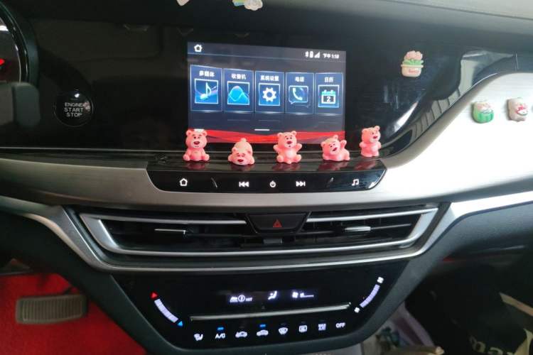 Used CHANGAN CS35PLUS 2019 1.6L Automatic Yue Lian Upgrade Edition Audio And AC Panel