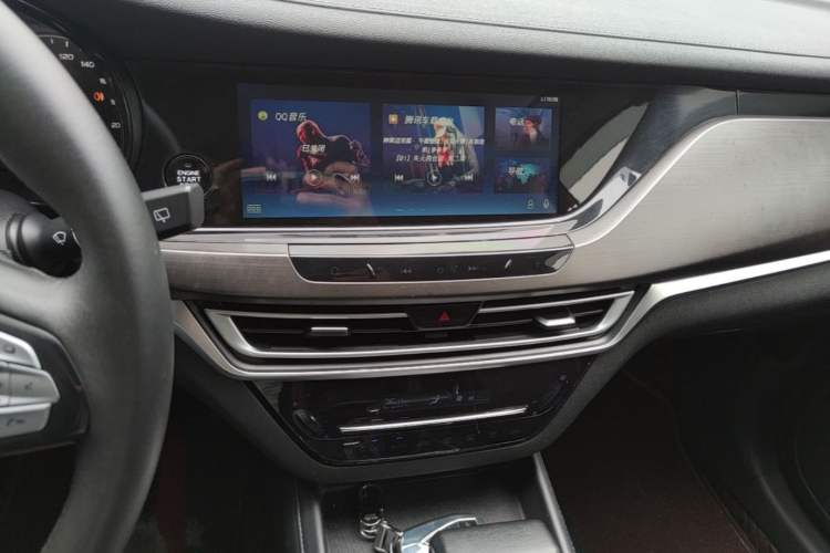 Used CHANGAN CS35PLUS 2019 1.4T DCT Chuanlian Blue Whale Edition Audio And AC Panel