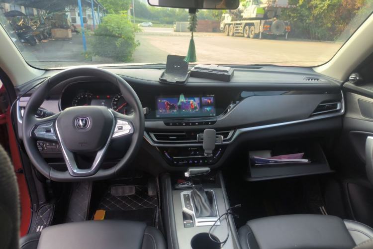 Used CHANGAN CS35PLUS 2019 1.4T DCT CoolLink Blue Whale Edition Center Console