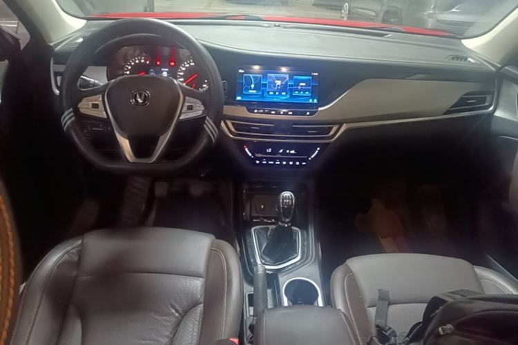 Used CHANGAN CS35PLUS 2019 1.6L Manual Chuanlian Edition Center Console