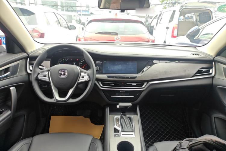 Used CHANGAN CS35PLUS 2019 1.4T DCT Chuanlian Blue Whale Edition Center Console
