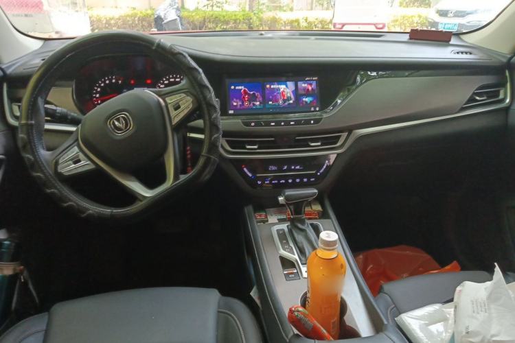 Used CHANGAN CS35PLUS 2019 1.4T DCT Chuanlian Blue Whale Edition Center Console