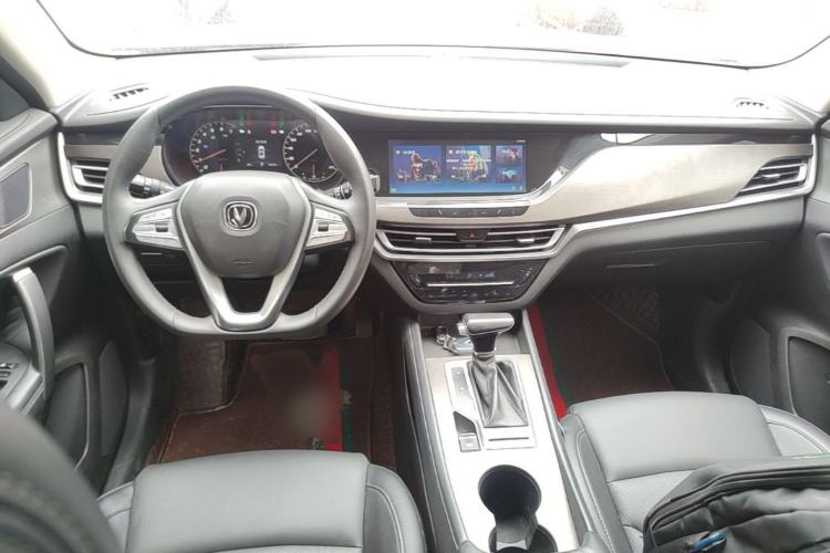 Used CHANGAN CS35PLUS 2019 1.4T DCT Chuanlian Blue Whale Edition Center Console