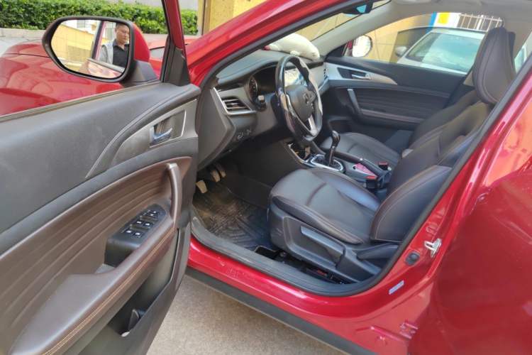Used CHANGAN CS35PLUS 2019 1.6L Manual Chuanlian Edition Driver Seat