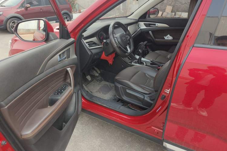 Used CHANGAN CS35PLUS 2019 1.6L Manual Chuanlian Edition Driver Seat