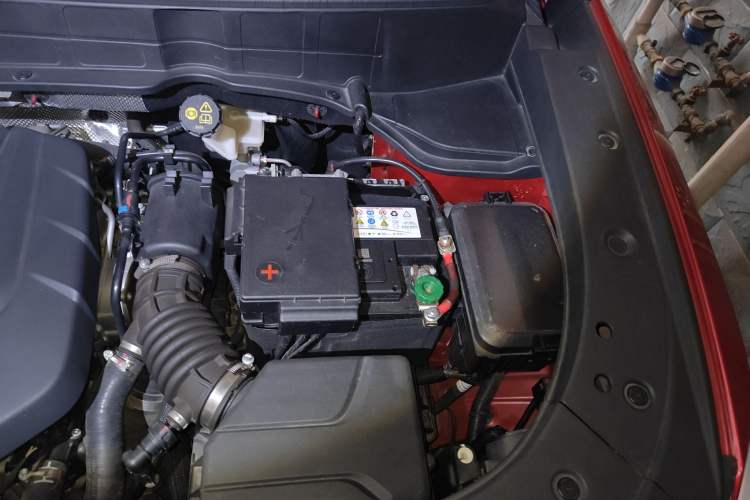 Used CHANGAN CS35PLUS 2019 1.4T DCT Smart Connect Blue Whale Edition Engine Bay Left