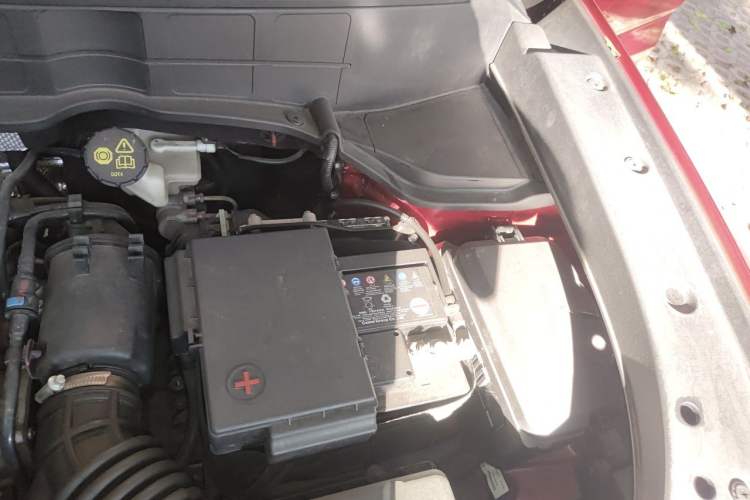 Used CHANGAN CS35PLUS 2019 1.4T DCT Chuanlian Blue Whale Edition Engine Bay Left