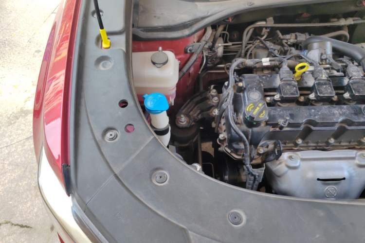 Used CHANGAN CS35PLUS 2019 1.6L Manual Chuanlian Edition Engine Bay Right