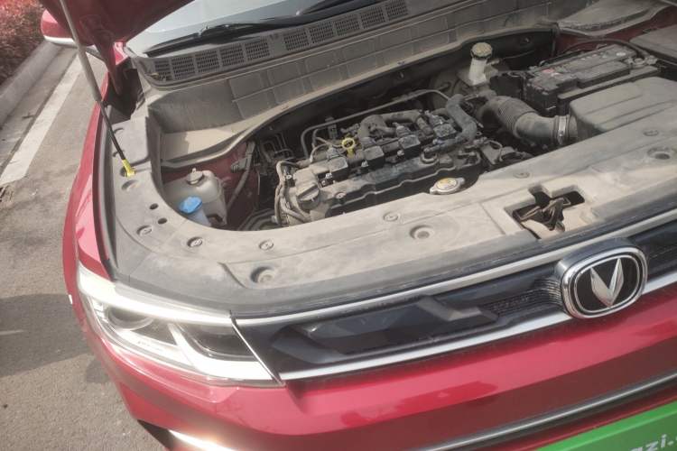 Used CHANGAN CS35PLUS 2019 1.6L Manual E-Link Upgrade Edition Engine Bay Right