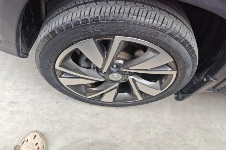 Used CHANGAN CS35PLUS 2019 1.4T DCT Chuanlian Blue Whale Edition Exterior 4