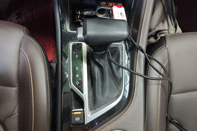 Used CHANGAN CS35PLUS 2019 1.6L Automatic Smart Connectivity Model Gear Lever
