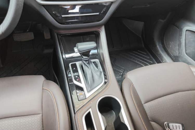 Used CHANGAN CS35PLUS 2019 1.6L Automatic Yue Lian Upgrade Edition Gear Lever