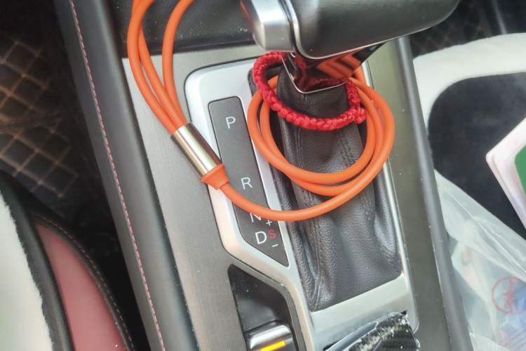 Used CHANGAN CS35PLUS 2019 1.4T DCT Chuanlian Blue Whale Edition Gear Lever