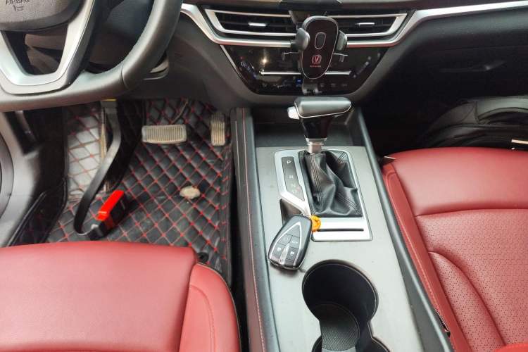 Used CHANGAN CS35PLUS 2019 1.4T DCT Chuanlian Blue Whale Edition Gear Lever