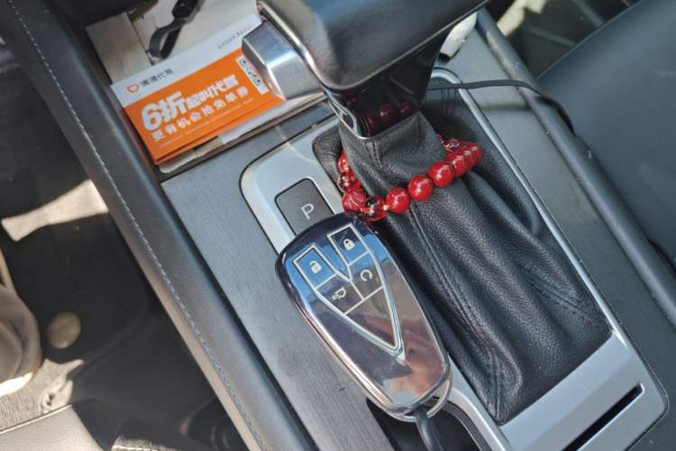 Used CHANGAN CS35PLUS 2019 1.4T DCT CoolLink Blue Whale Edition Gear Lever