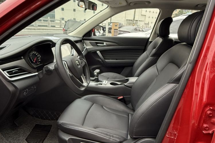 Used CHANGAN CS35PLUS 2019 1.4T DCT Chuanlian Blue Whale Edition Interior 2