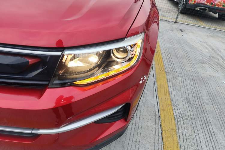 Used CHANGAN CS35PLUS 2019 1.4T DCT Chuanlian Blue Whale Edition Left Front Headlight